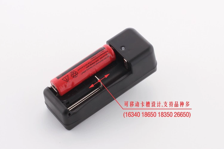 Đèn pin ánh sáng mạnh bộ sạc thông minh đèn pha ban đêm 18650 pin lithium bộ sạc đặc biệt 3.7V - Hệ thống rạp hát tại nhà