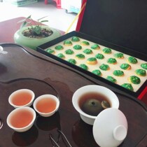 Palace tribute Small Green Citrus Puer Tea 28 pieces boxed gift box Orange Puer tea Big Red citrus Tangerine Peel Small Golden Orange Citrus Puer Tea