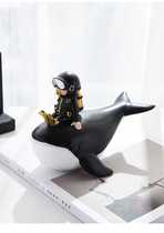 Diver resin model whale dolphin bookshelf decorations office desktop furnishings diver ornaments