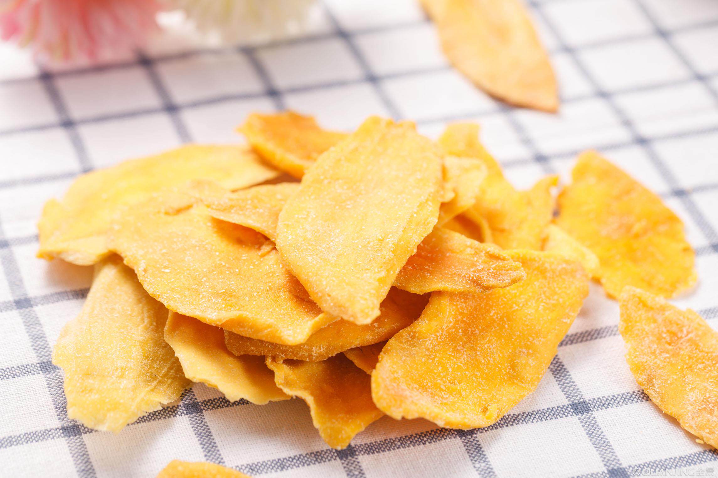 来伊份芒果干新品震撼来袭