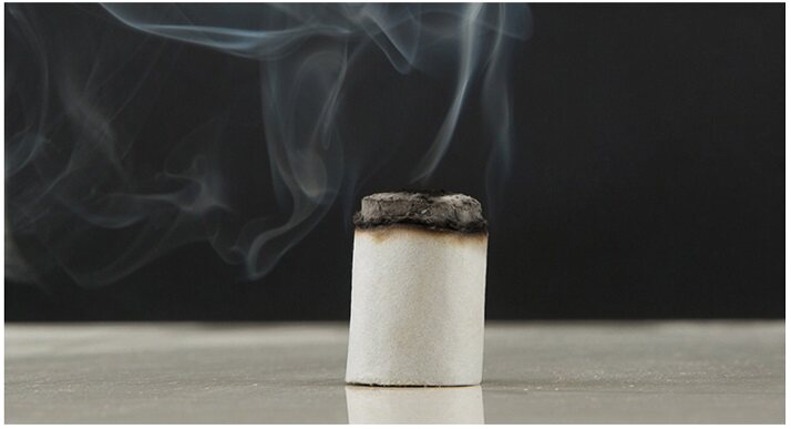 艾烟的好处: 1,艾烟中含有艾精油成分,具有非常