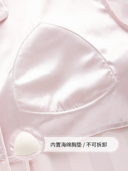 여름에 여성을위한 프린세스 마크 얼음 실크 잠옷 여름철 줄무늬 짧은 슬리트 소녀 정장 실크 벨트 가슴 패드 홈 옷 여름에 여성을위한 프린세스 마크 얼음 실크 잠옷 여름철 줄무늬 짧은 슬리트 소녀 정장 실크 벨트 가슴 패드 홈 옷