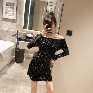 Korean one line collar velvet star long sleeve bottomed dress