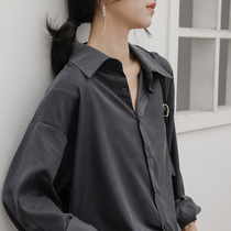 Grey Shirt Women 2022 Autumn Winter New Vintage Loose Design Mini Shirt Port Flavor Long Sleeve Bottoming Tops