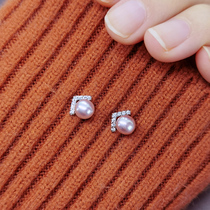 Natural pearl earrings female simple retro v character small earrings 2021 New Tide purple pearl stud earrings sterling silver