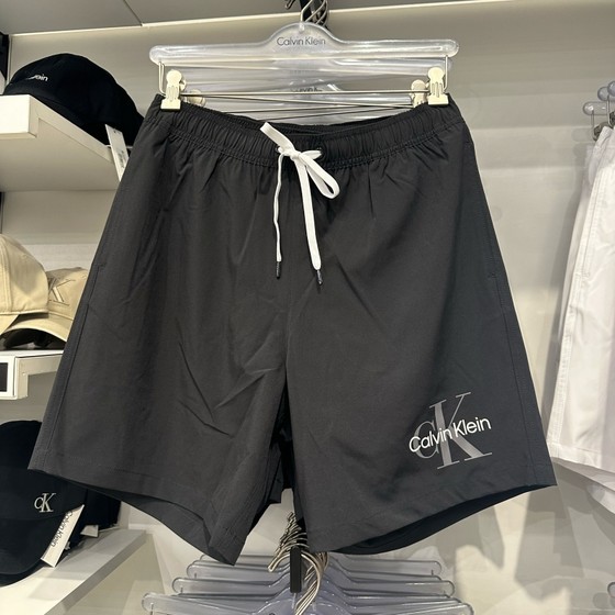 CK/Calvin Klein Men's Summer Letters LOGO Print Breathable Loose Shorts Beach Pants Swimming Trending CK/Calvin Klein Men's Summer Letters LOGO Print Breathable Loose Shorts Beach Pants Swimming Trending