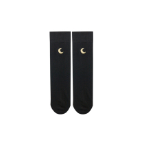 Designer Plus Japanese beautiful girl moon embroidery in socks women autumn and winter Joker black socks tide