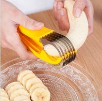 Stainless steel banana slicer ham sausage cutting artifact pattern fruit cutting banana sausage cucumber slicer