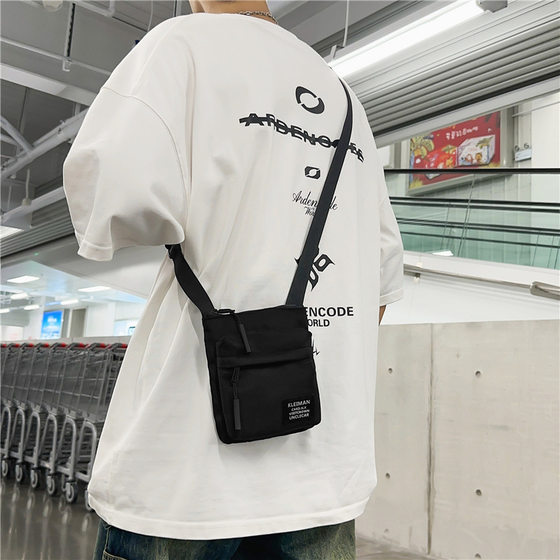 Crossbody bag men's trendy brand shoulder bag casual student shoulder bag waist bag Japanese trendy bag trendy bag
Crossbody bag men's trendy brand shoulder bag casual student shoulder bag waist bag Japanese trendy bag trendy bag