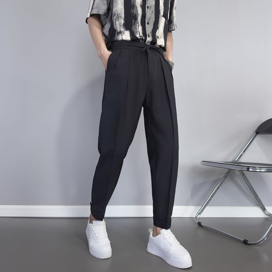 Summer ice tow legs pants for men's Korean style casual nine-point trousers slim and handsome little feet harem trousers suit trousers trendy
Summer ice tow legs pants for men's Korean style casual nine-point trousers slim and handsome little feet harem trousers suit trousers trendy