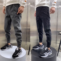 Tide card 2022 Spring and autumn new casual pants male trend 100 hitch a small leggings pants mens Han version of a pair of leggings bungling pants