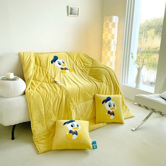 Class A pillow quilt dual-purpose two-in-one full-velvet multi-function sofa F car for students lunch break nap pillow quilt
Class A pillow quilt dual-purpose two-in-one full-velvet multi-function sofa F car for students lunch break nap pillow quilt