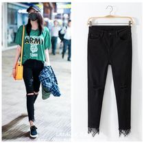 Star Guan Xiaotong jeans with the same 2019 summer new black high waist hole small pants thin female section