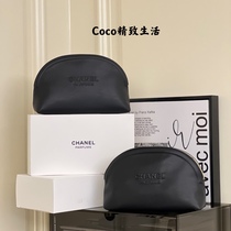 Spot second hair beauty Makeup Counter Aroma small Sheep leather black Large-capacity dumplings Makeup Wrap Cortex soft and delicate