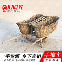 Old-style trolley folk nostalgia old and old unicycle Old and old farm furniture old wooden car movie and TV props collection swing piece