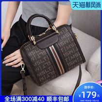 2021 bag womens bag summer new fashion versatile messenger bag womens portable large capacity shoulder pillow bag