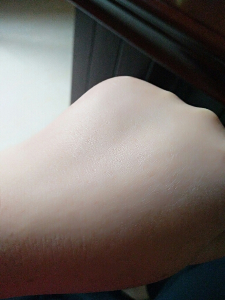 霞飞莹润气垫BB霜限量版这个牌子怎么样,好用吗,第5张 霞飞莹润气垫BB霜限量版这个牌子怎么样,好用吗,第5张