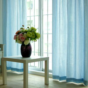 天蓝底白细条纹纯棉布艺窗帘