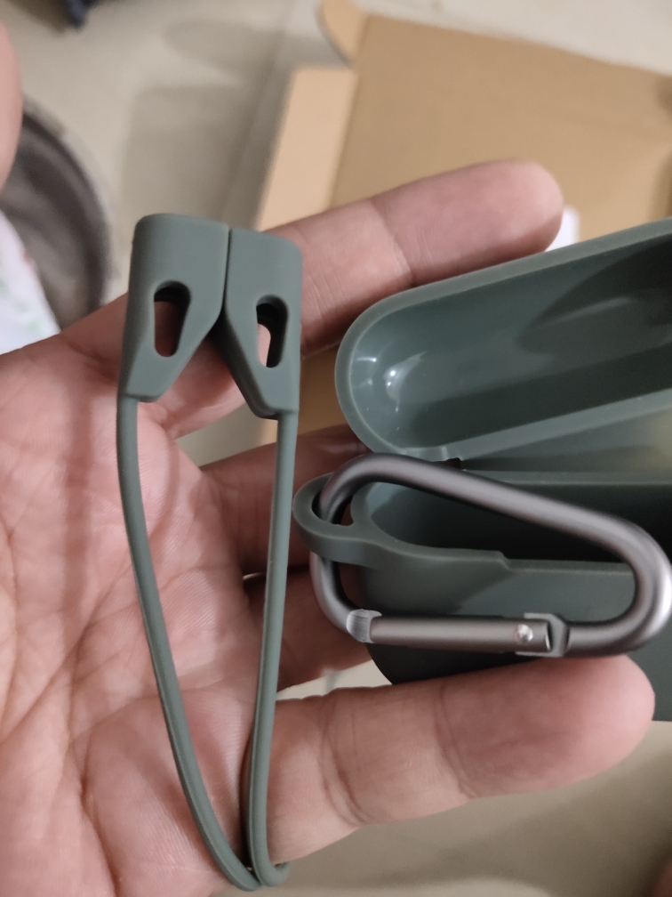 AirPods Pro保护套是正规品牌吗？使用后的效果如何,第5张