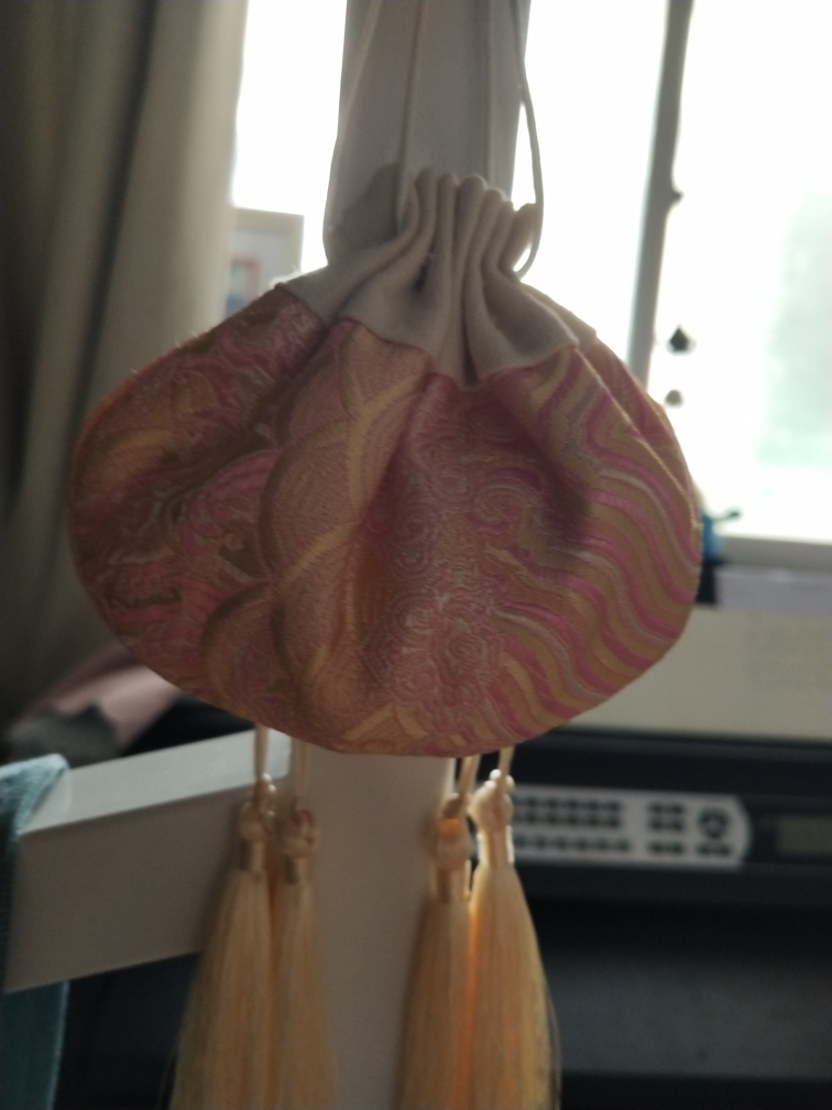 古风随身香囊崖柏香料怎么样,好不好?真实使用测评,第6张 古风随身香囊崖柏香料怎么样,好不好?真实使用测评,第6张