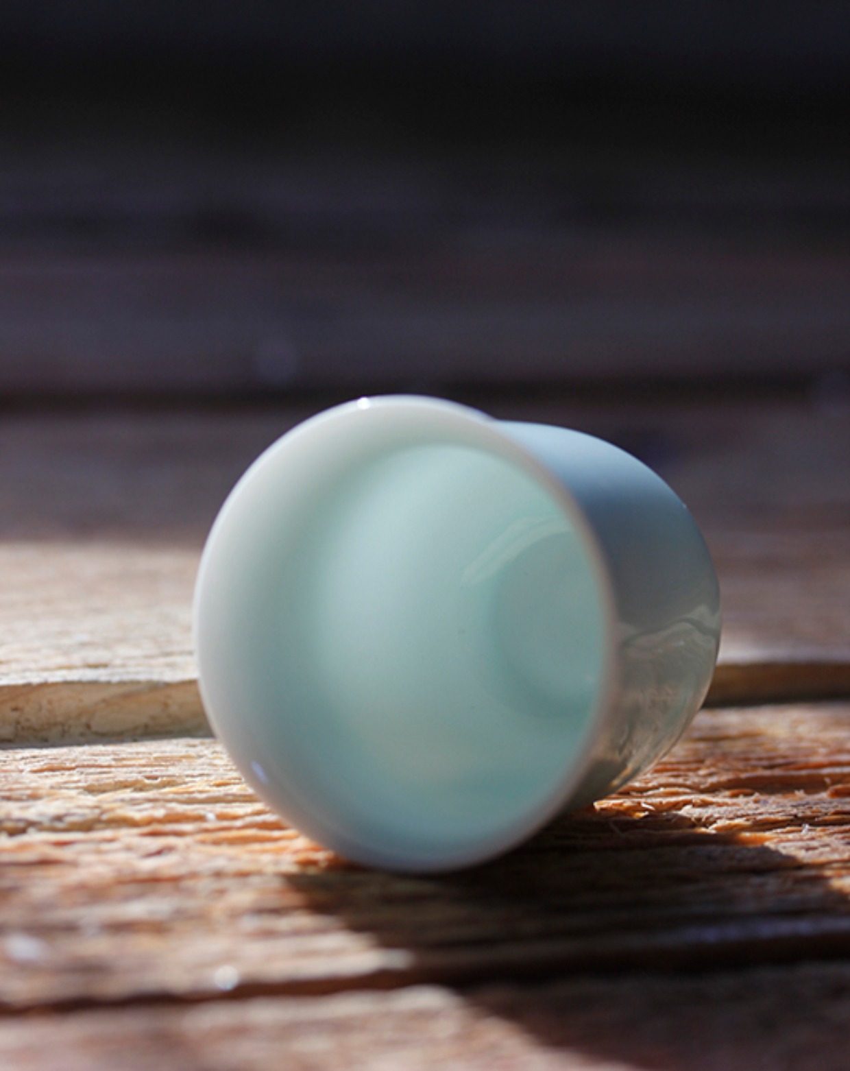 闲云堂24k纯金 手绘六度杯小茶杯品茗杯 青瓷浅雕刻陶瓷功夫茶具_7折