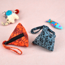 Japanese handmade Calico cotton fabric triangle zipper wallet crafts personality Southeast Asian handbag