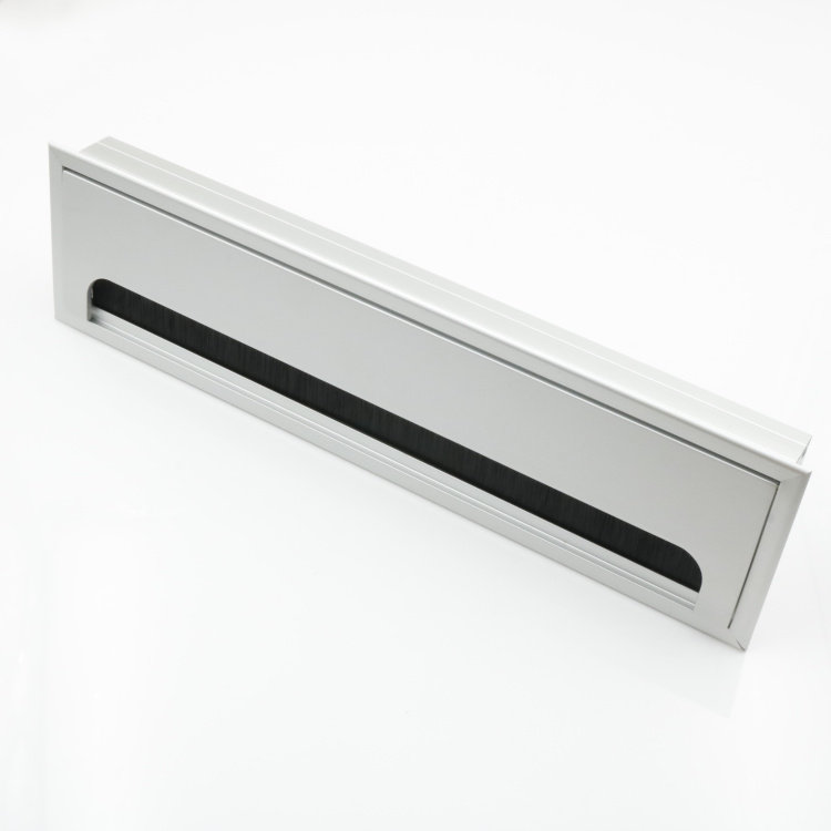 铝合金桌面走线孔装饰盖带毛刷穿线盒办公桌专用80x400mm线盒