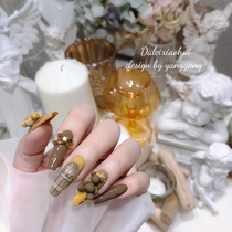 E7UNII medieval small bear nail polish rubber 2022 new net red ornament autumn winter display white fire dragon fruit color medecor