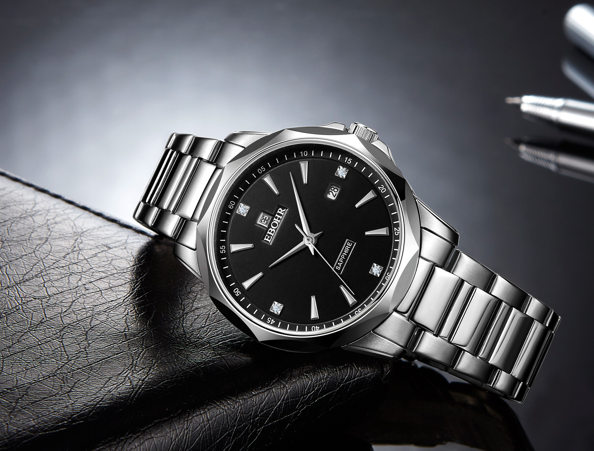 男生撞表尴尬选依波个性钨钢帅无双