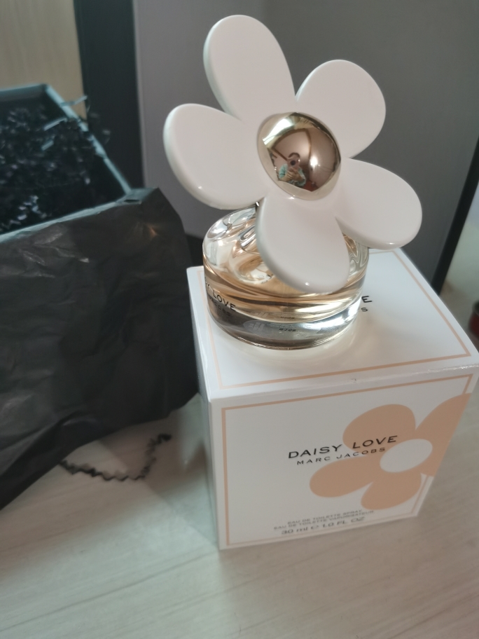 莫杰雏菊挚爱淡香氛30ml好不好用,入手后7天来评价,第9张 莫杰雏菊挚爱淡香氛30ml好不好用,入手后7天来评价,第9张