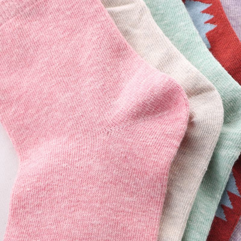 润微 秋冬袜子3色3双装 厚款保暖中筒袜女士棉袜 款式颜色随机产品展示图4