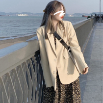 White Suit Jacket Woman 2021 Spring new Korean version Temperament Advanced Design Sensation Net Red Explosive Casual West Suit