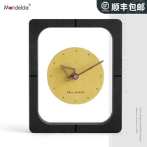 mandelda Nordic light luxury pendulum clock desktop table table personality creative sitting clock living room home fashion childrens room
