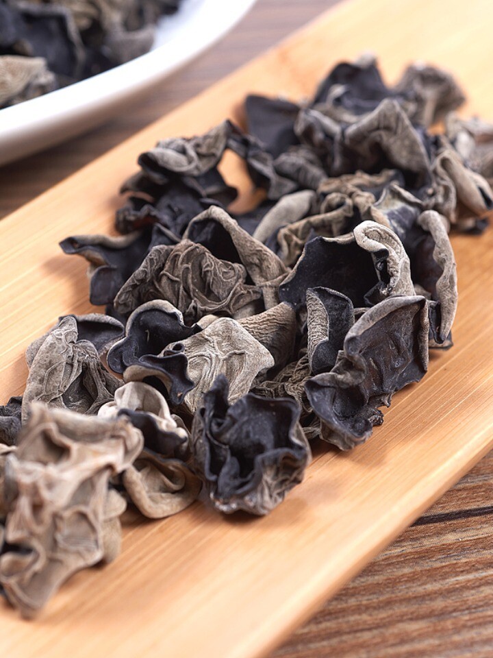 赵阿姨的木耳菌长白山小朵珍珠黑木耳