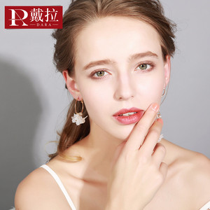 戴拉925银针不对称花朵装饰耳环女 高级感花瓣时尚网红气质耳饰