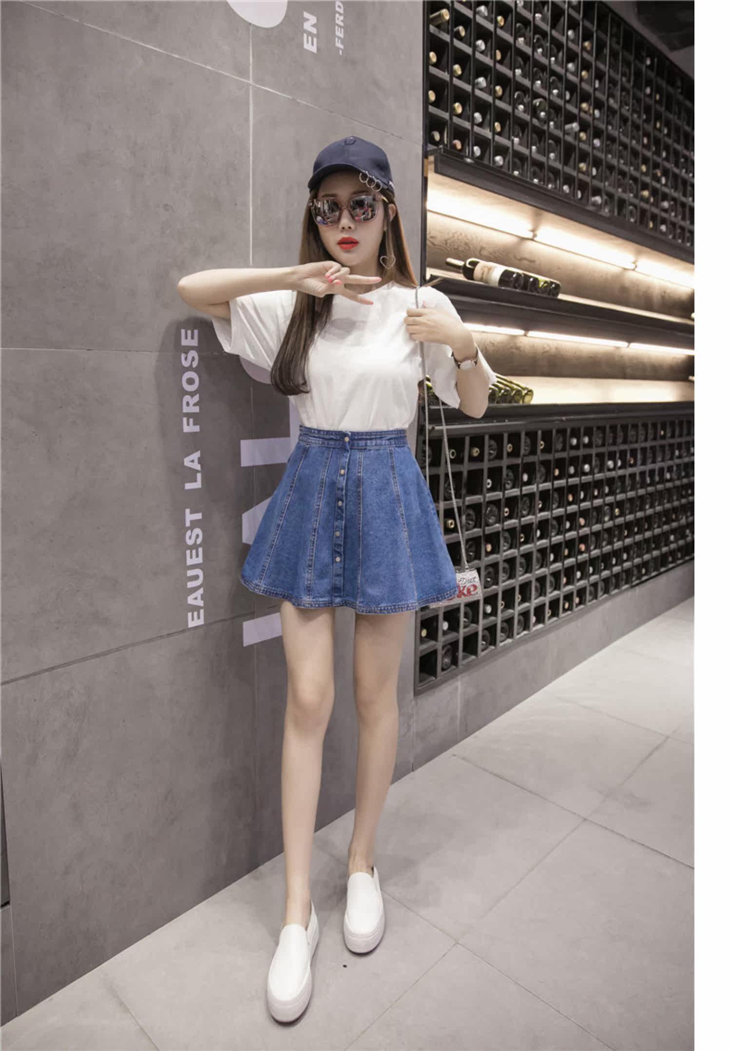 排扣牛仔短伞裙高腰显瘦百褶裙半身裙子夏