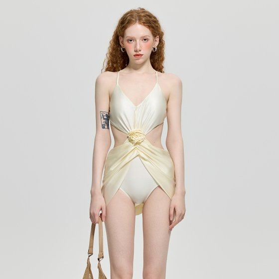 High-end customized pure desire style bikini small breasts gathered to cover belly and make you look slim hot spring vacation swimsuit women High-end customized pure desire style bikini small breasts gathered to cover belly and make you look slim hot spring vacation swimsuit women