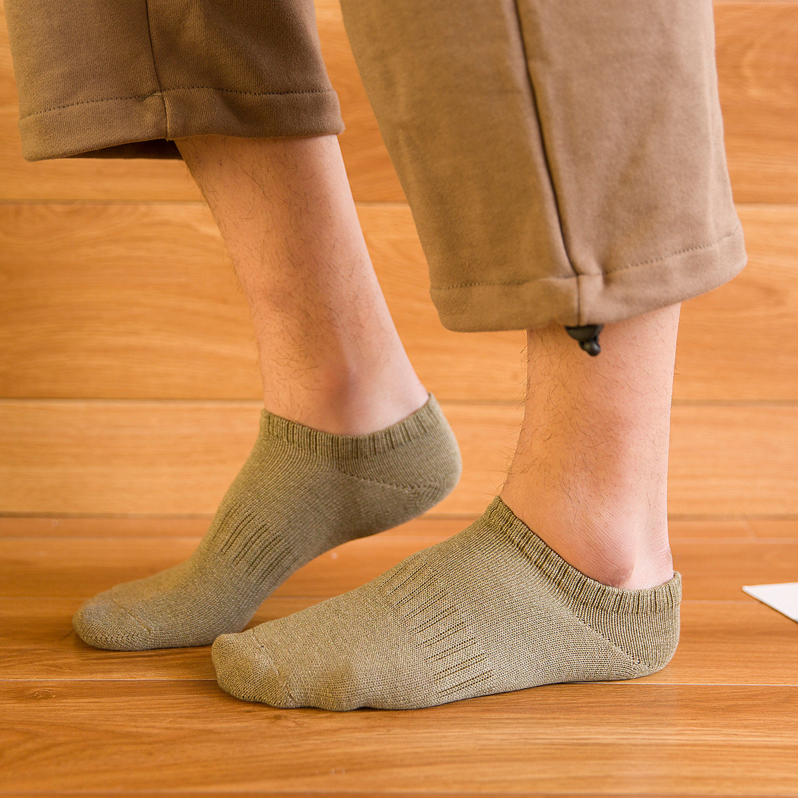 袜子男短袜四季防臭纯棉袜纯色低帮个性运动学生韩版男生船袜男袜