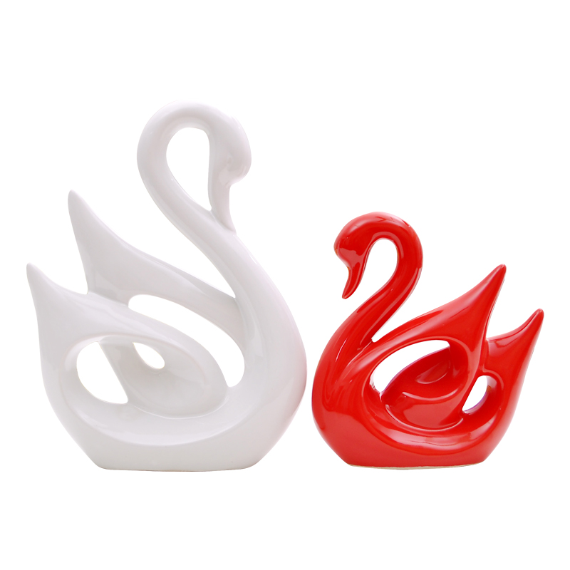 Wedding gifts and practical household adornment European arts and crafts porcelain swan furnishing articles set new creative picking sitting room