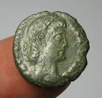 Ancient Roman copper coin R0315P6 soldier and flag (15mm2 0g)