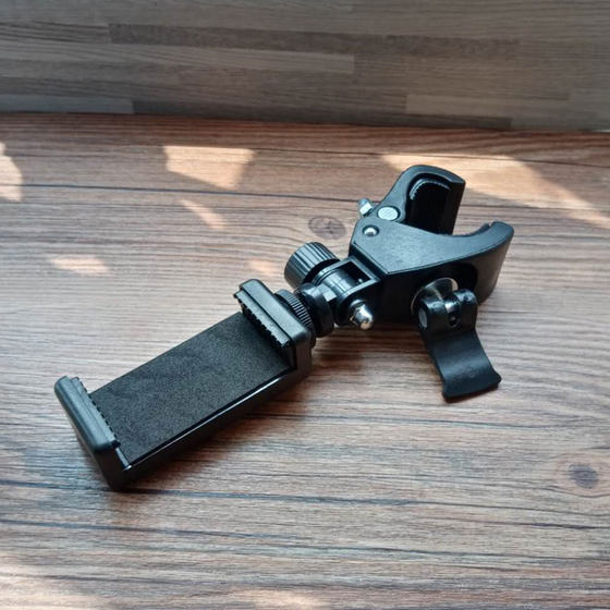 Bracket mobile phone clamp bicycle universal clamp cylindrical tube lock clamp live video positioning clamp fixed bicycle clamp
Bracket mobile phone clamp bicycle universal clamp cylindrical tube lock clamp live video positioning clamp fixed bicycle clamp