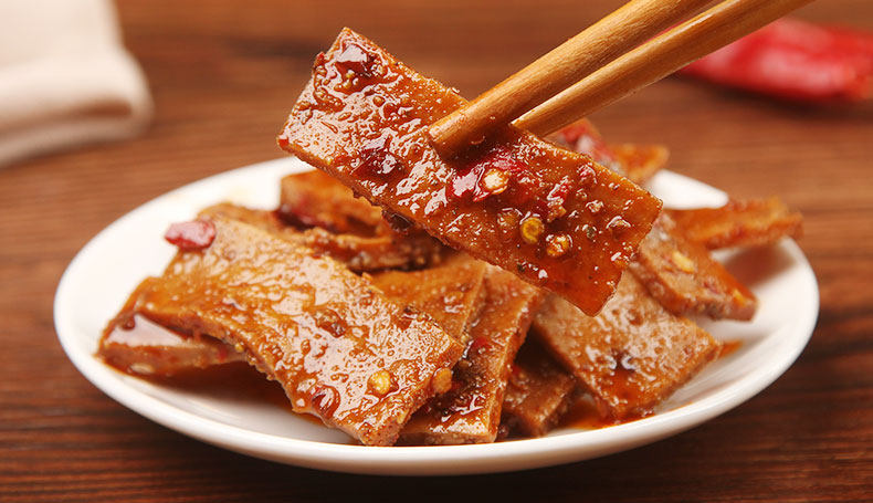 儿时怀旧杨二嫂麻辣豆腐干条辣片冷水江地方特色美食休闲零食小吃_爱