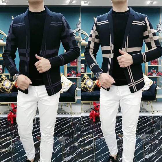 Handsome square collar autumn plaid cardigan combined men's knitted jacket hot coat sweater slim sweater tide
Handsome square collar autumn plaid cardigan combined men's knitted jacket hot coat sweater slim sweater tide