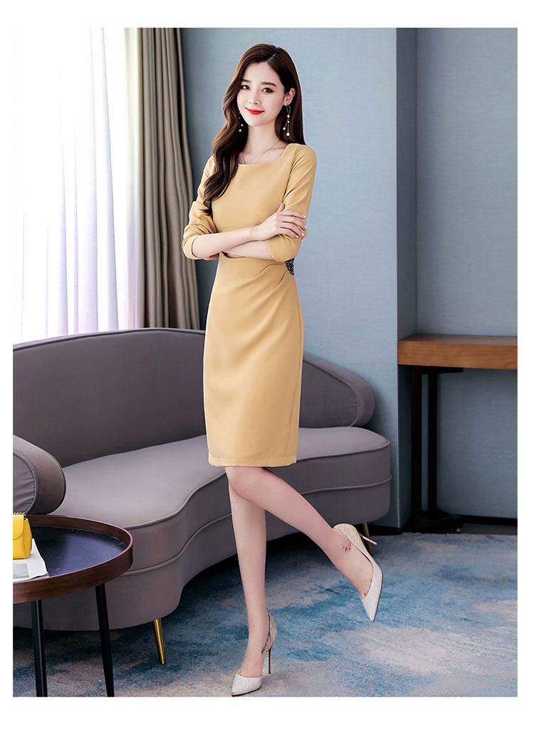 圆领甜美纯色中长款高腰套头2021年春季长袖连衣裙_时尚俏佳人ssqjr