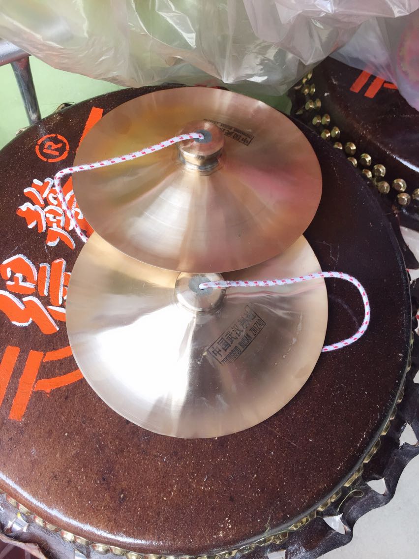 26 cm 28 cm 30 cm 33 cm large cymbals copper cymbals Wuhan wide dial copper cymbals large