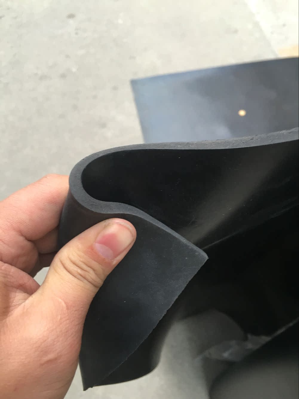 氯丁工业优质耐油橡胶板阻燃橡胶垫丁晴橡胶板氟橡胶绝缘橡胶皮垫