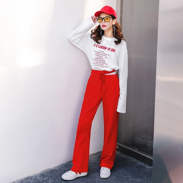 Broad-legged pants for girls in spring 2018 Broad-legged pants for girls in spring 2018