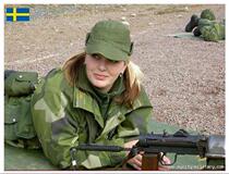 Swedish Public Hair Monarchs Edition Army Green Anti-chill Head Long sleeves Hooded Sweatshirt Undershirt Underwear OPTI zipper No deback