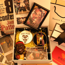Memorabilia James Basketball Stars Doll Hands on Guys Gift Sport Hand Ring Motivate Photo Frame Valentines Day