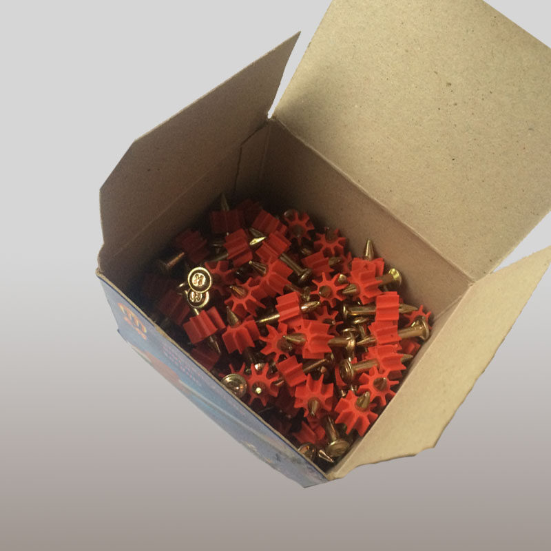 利用发射空包弹产生的火药燃气作为动力,打入建筑体的钉子.